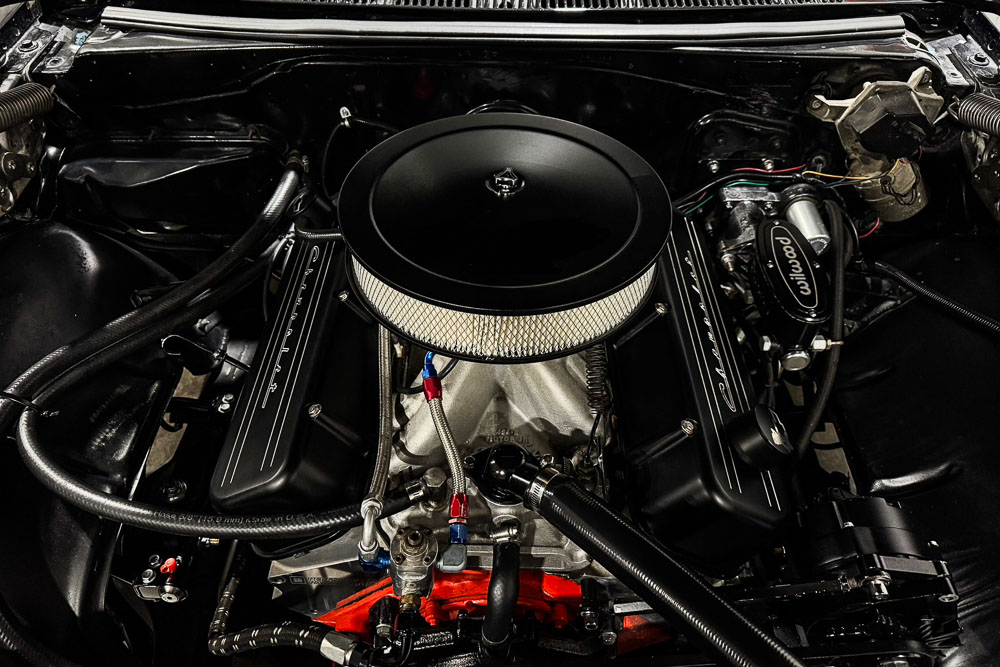 Engine bay shot of the Chevrolet ZZ502 big block, complete with an Edelbrock Victor Jr. intake and Brawler 750 carburetor.